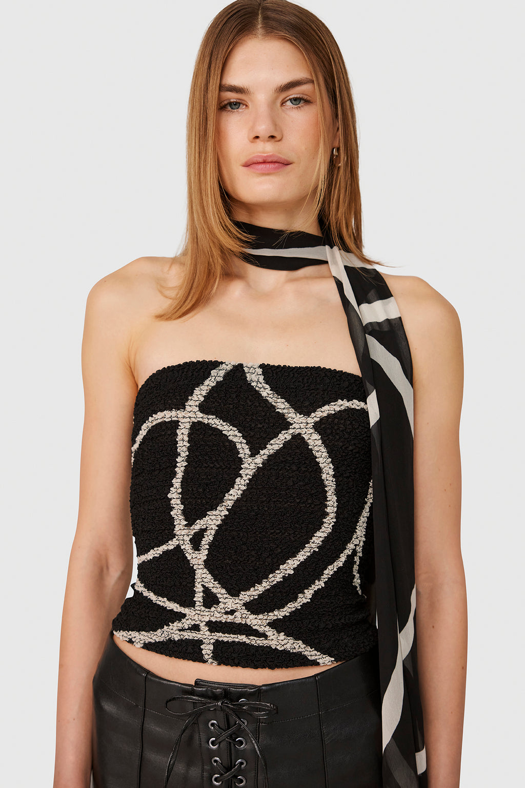 Black & White Nido Top - Product - Hanne Bloch